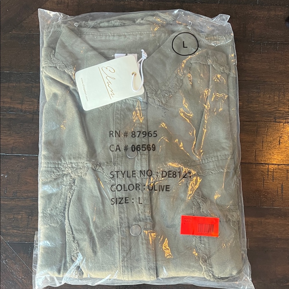 Elan Khaki Utility Jacket with Rock & Roll Patch size available Large and Medium - Picture 6 of 13